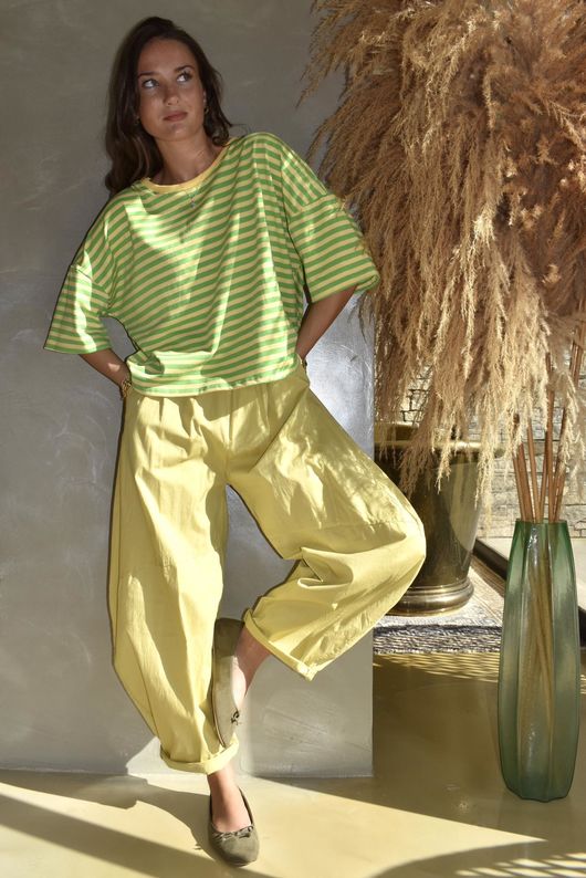 Sunday Morning Tee Yellow & Plant